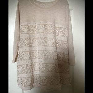 Hannah ivory 3/4 sleeved blouse sz XL